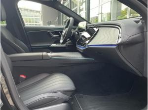 Mercedes-Benz E 450 d 4M T AMG Digital-Light Burmester-4D Pano