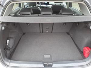 Volkswagen Golf VIII Lim. Panorama-Ausstell-/Schiebedach, Rückfahrkamera, sofort verfügbar