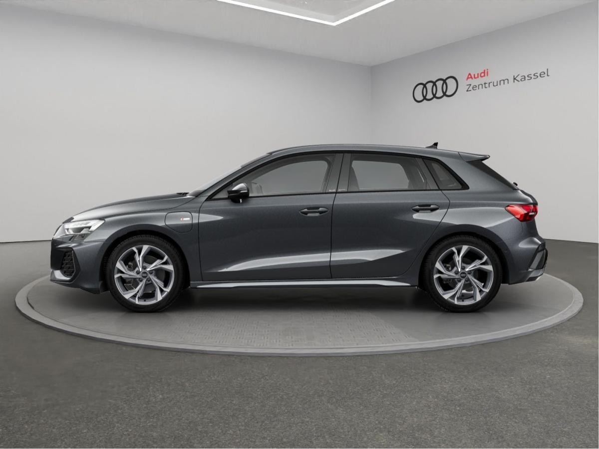 Audi A3 SB S line TFSI e LED Navi CarPlay RÜ 18"