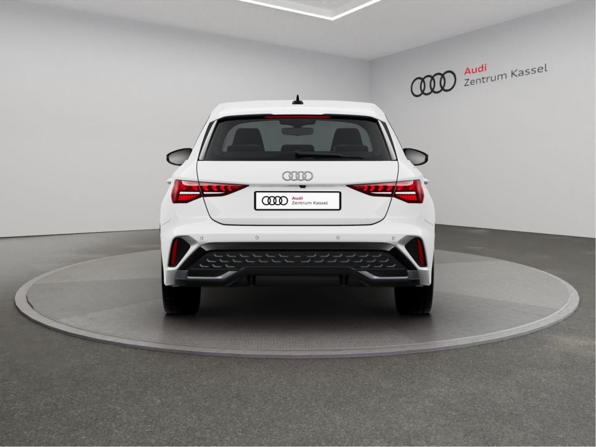 Audi A3 SB S line TFSI LED Navi CarPlay RÜ 18" Sitzh.