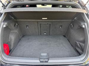 Volkswagen Golf VIII 2.0 TSI R 4Motion Akrapovic Black Head-Up Navi IQ.LIGHT DAB+