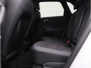 Audi Q3 S-Line 45TFSIe S-tronic/ Navi, 360°, AHK, LED