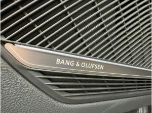 Audi A4 Avant S line 40 TFSI B&O Navi LED Teilleder