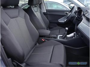 Audi Q3 advanced 35 TFSI AHK Stdhz. Keyless Schalter