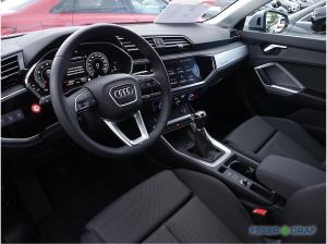 Audi Q3 advanced 35 TFSI AHK Stdhz. Keyless Schalter
