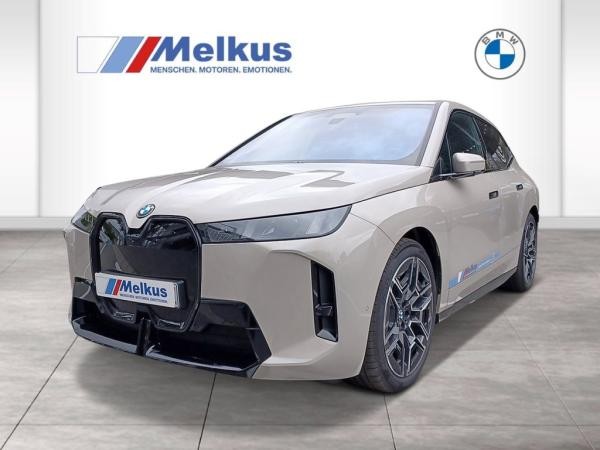 BMW ix xDrive 45e - Facelift  - M Sportpaket - AHK - Autobahnassistent - Parking Assist