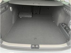 Skoda Superb Combi Selection 1,5 TSI IV DSG Pano AHK