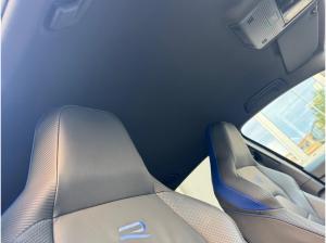 Volkswagen Golf VIII 2.0 TSI R 4Motion Akrapovic Black Head-Up Navi IQ.LIGHT DAB+