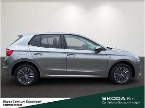 Skoda Fabia Drive TSI DSG Fahrassistenz-Paket Infotainment-Paket Panoramadach fest