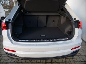 Audi Q3 S line 40 TFSI quattro