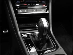 Volkswagen Touran 1.5 TSI DSG Highline 7-Sitzer Navi Kamera