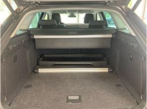 Skoda Superb Combi STYLE 2.0TDI DSG MATRIX.AHK.360°.NAVI.ACC.SITZHZG