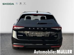 Skoda Superb Combi 2.0 TDI 142 kW 4x4 DSG Selection Allrad HUD AHK Navi digitales Cockpit