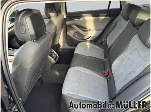 Skoda Superb Combi 2.0 TDI 142 kW 4x4 DSG Selection Allrad HUD AHK Navi digitales Cockpit