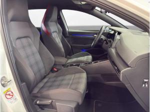 Volkswagen Golf VIII GTI LED LM 19" Navi PDC vo+hi ACC