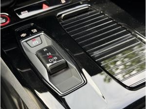 Audi A6 e-tron A6 Avant e-tron quattro S line 360°Cam/HUD/Sitzl