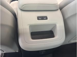 Volvo XC60 Ultra Bright 2026 T8 AWD 8-Gang