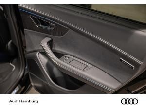 Audi RS Q8 SUV tiptronic