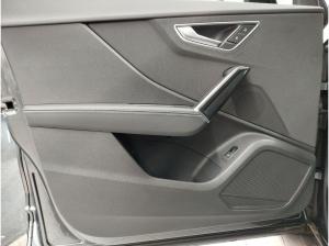 Audi Q2 40 TFSI quattro S tronic S line Matrix-LED Navi DAB VC PDC Sitzheizung