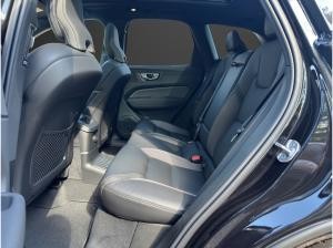 Volvo XC60 T8 AWD Ultra Black Edition
