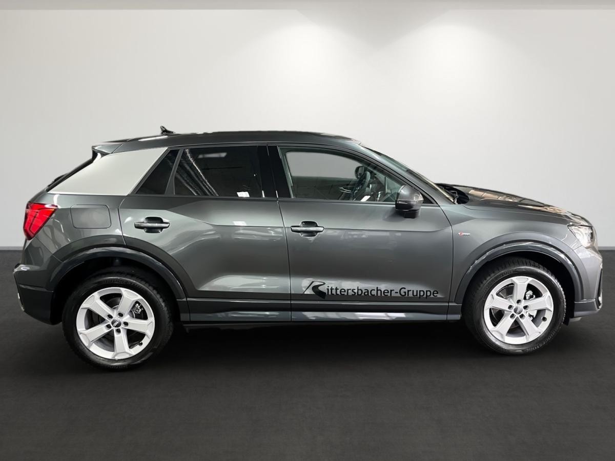 Audi Q2 S line S line Matrix LED AHK Smartph.Interface Assistenzp. Parken