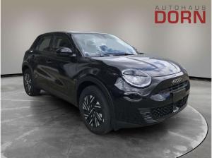 Fiat 600 E Red 54 kWh PDC LED Klimaautomatik