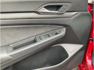 Volkswagen Golf VIII GTI 2.0TSI DSG ACC.5J-G.KAMERA.NAVI+VC.HARMAN.LED.APP-C.LKRD-HZG.SHZ