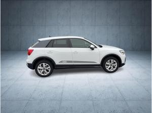 Audi Q2 advanced 35 TFSI Stdhzg AHK ACC Matrix Navi