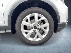 Audi Q2 advanced 35 TFSI Stdhzg AHK ACC Matrix Navi