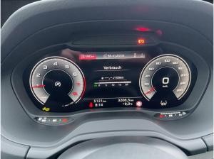 Audi Q2 advanced 35 TFSI Stdhzg AHK ACC Matrix Navi