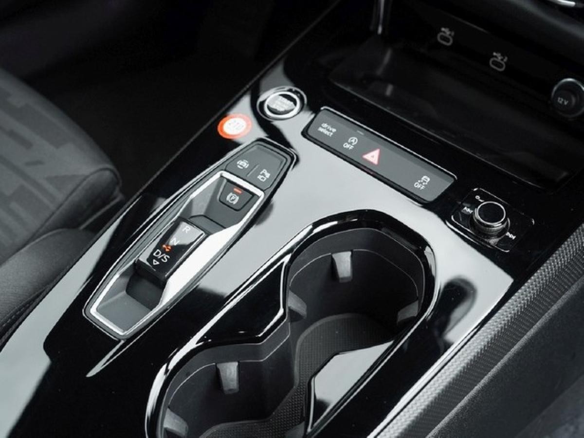 Audi A5 Avant 2.0 TFSI Kamera Sportsitze ACC Business