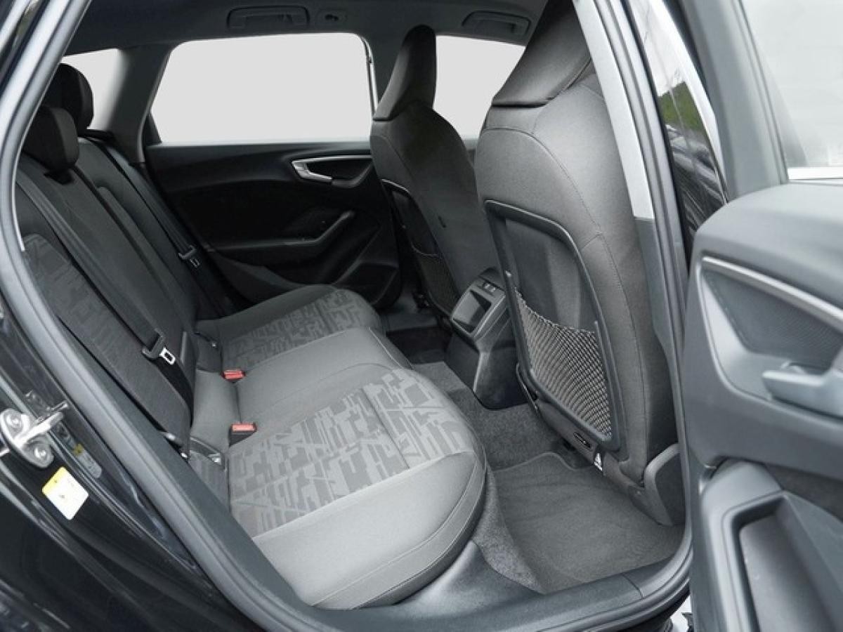 Audi A5 Avant 2.0 TFSI Kamera Sportsitze ACC Business