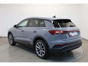 Audi Q4 e-tron e-tron 45 S line P-Dach/20''/W-Pumpe/AHK-Vorb.