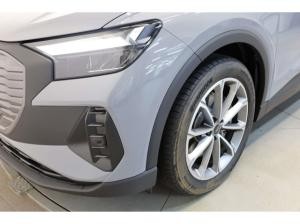 Audi Q4 e-tron e-tron 45 S line P-Dach/20''/W-Pumpe/AHK-Vorb.