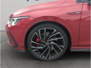 Volkswagen Golf GTI VIII 2.0 TSI DSG, IQ.LIGHT, ACC, DCC, RFK, SHZ