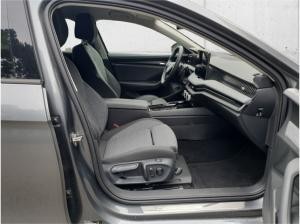 Skoda Superb Combi Selection 1.5 TSI Navi Matrix beh. Frontsch. Digitales Cockpit