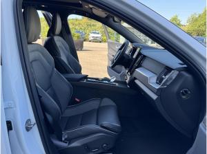 Volvo XC60 B5 AWD PLUS BLACK EDITION - sofort lief. -