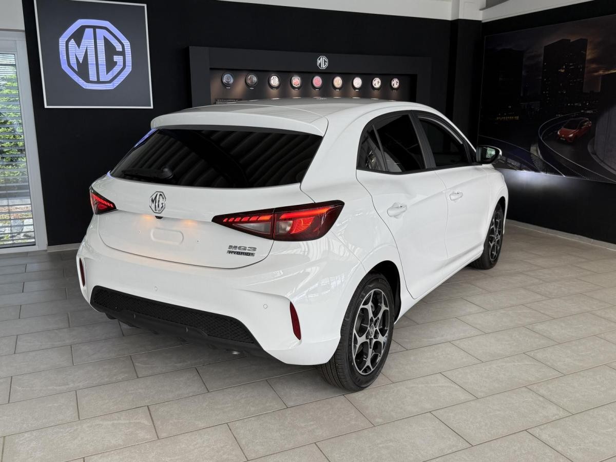 MG MG3 3 HEV+ Luxury 24.5  (Privat)