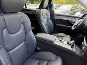 Volvo XC90 T8 AWD Ultra Bright