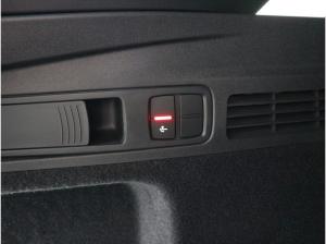 Audi Q5 SUV TDI quattro S tronic S line*AHK*ACC*