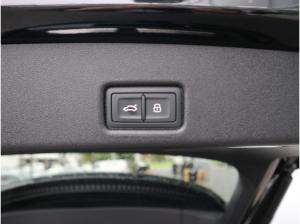 Audi Q5 SUV TDI quattro S tronic S line*AHK*ACC*