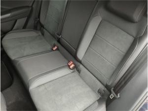 Volkswagen T-Roc R-Line 1.5 TSI DSG AHK,RFK,NAV,SHZ,ACC,MFL,LED