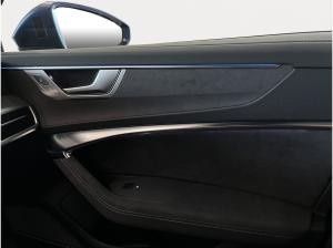 Audi RS6 Avant  performance in Navarrablau-Matt