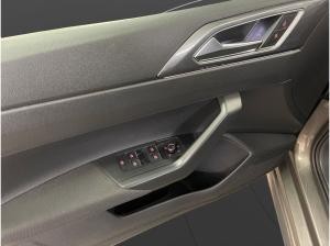 Volkswagen Polo 1.0 TSI Highline R-Line LED LM 17" PDC+RFK App-Connect