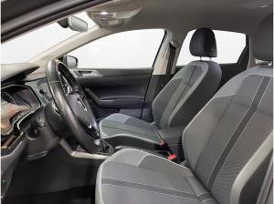 Volkswagen Polo 1.0 TSI Highline R-Line LED LM 17" PDC+RFK App-Connect