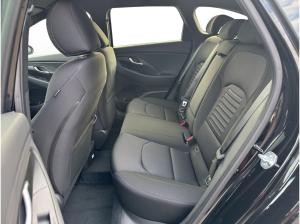 Hyundai i30 Kombi Advantage Privat & Gewerbe  100PS Automatik Navi, Klima, dig. Cockpit sofort verfügbar