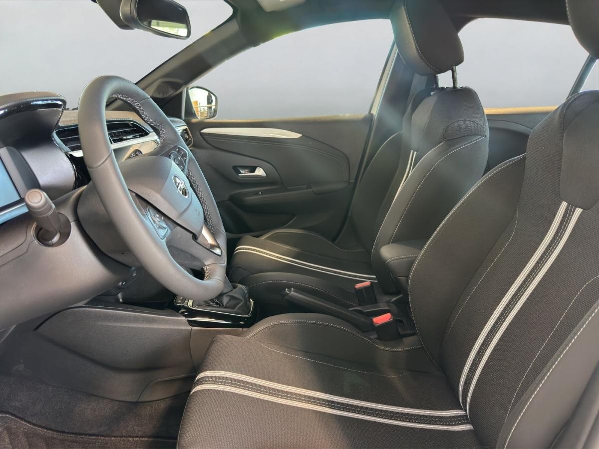 Opel Corsa GS 1.2 ALLWETTER / KOMFORT-PAKET