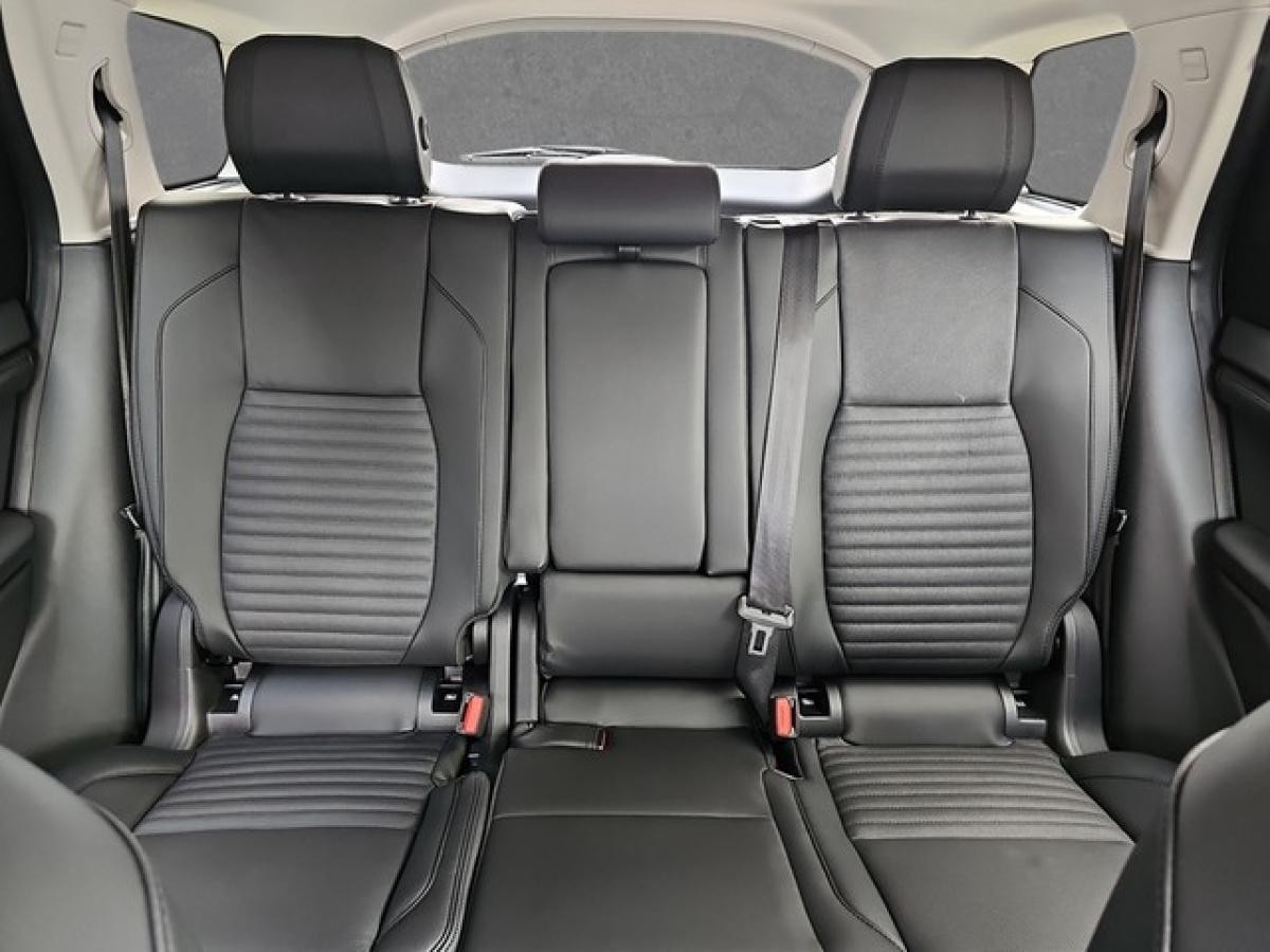 Land Rover Discovery Sport D165 AWD S