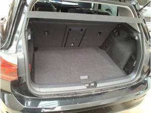 Volkswagen Golf VIII GOAL 1.5TSI ACC.AHK.KAMERA.NAVI+VC.LED.APP-C.LKRD-HZG.SHZ