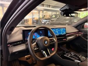 BMW 520 i M Sportpaket*AHK*Harman Kardon*360 Kamera* uvm.